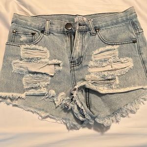 TOBI destroyed demin shorts